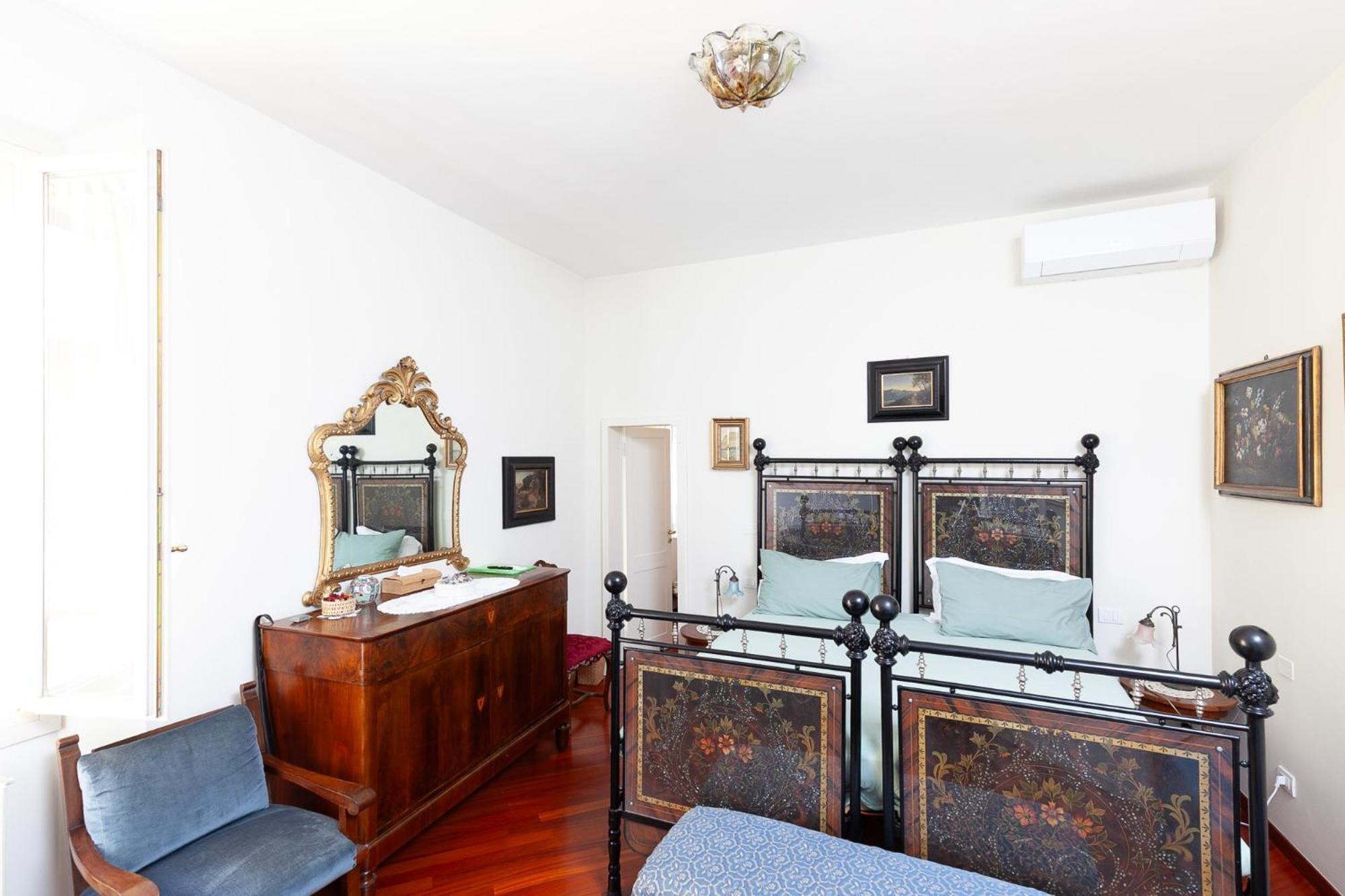 Bed and Breakfast Residenza Palazzo Marchesini Болонья Экстерьер фото